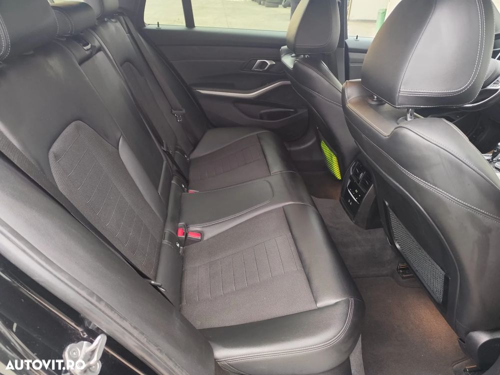 BMW Seria 3 320d AT MHEV - 17