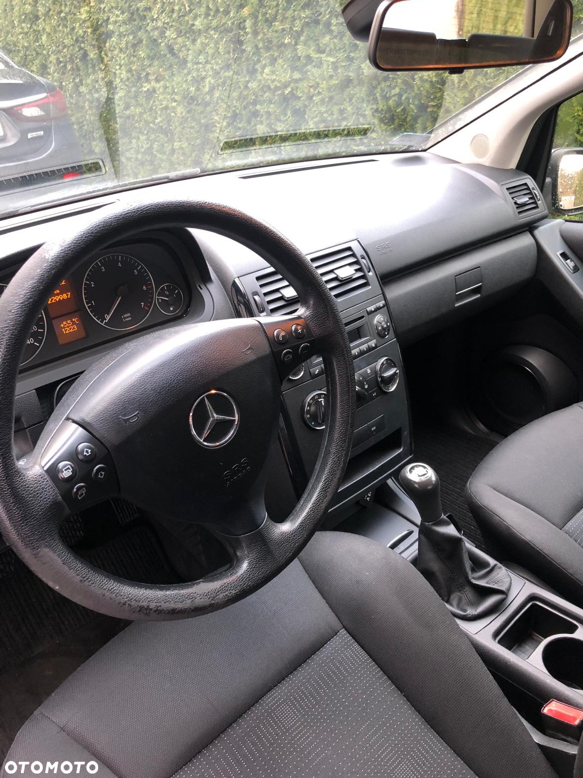 Mercedes-Benz Klasa A 150 - 8