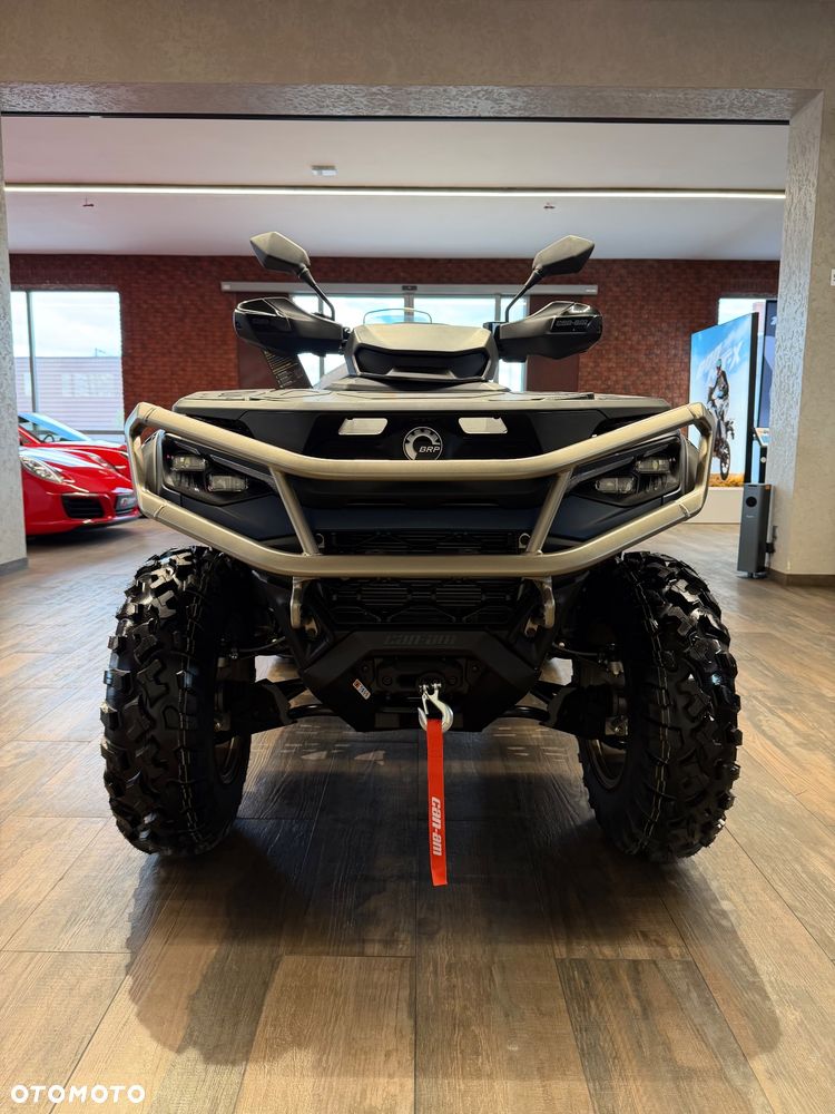 Can-Am Outlander Max - 8
