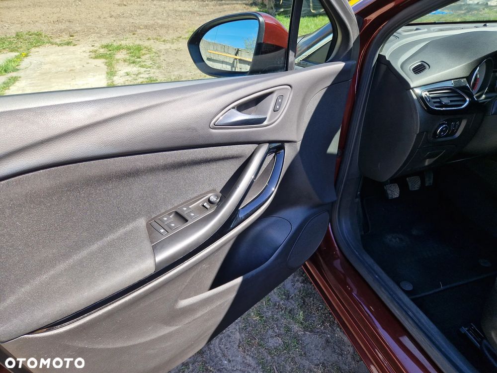 Opel Astra 1.4 Turbo Innovation - 12