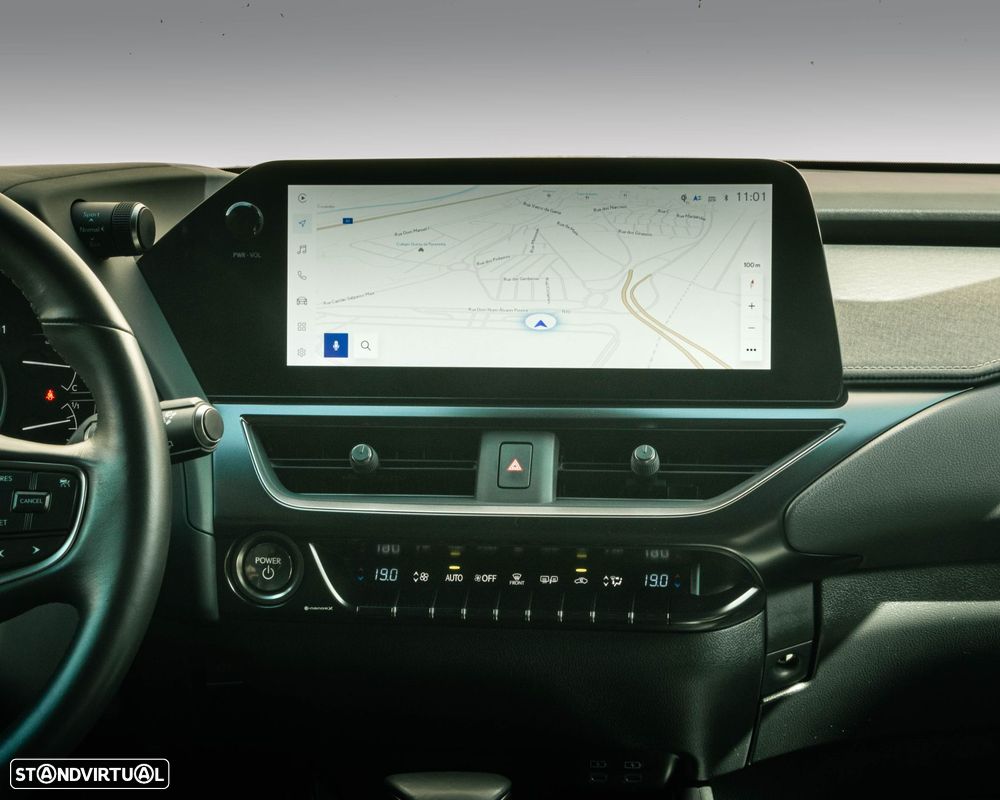 Lexus UX 250h Sport (Ecrã 12.3) - 12