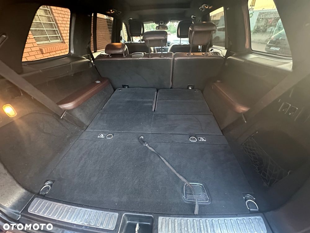 Mercedes-Benz GL 350 BlueTEC 4-Matic - 25