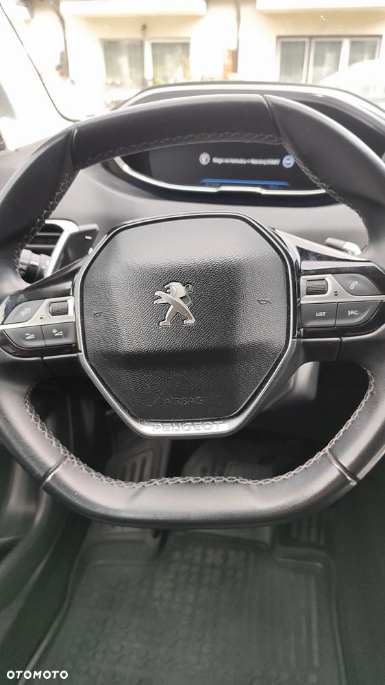 Peugeot 3008 1.5 BlueHDi Allure S&S EAT8 - 27