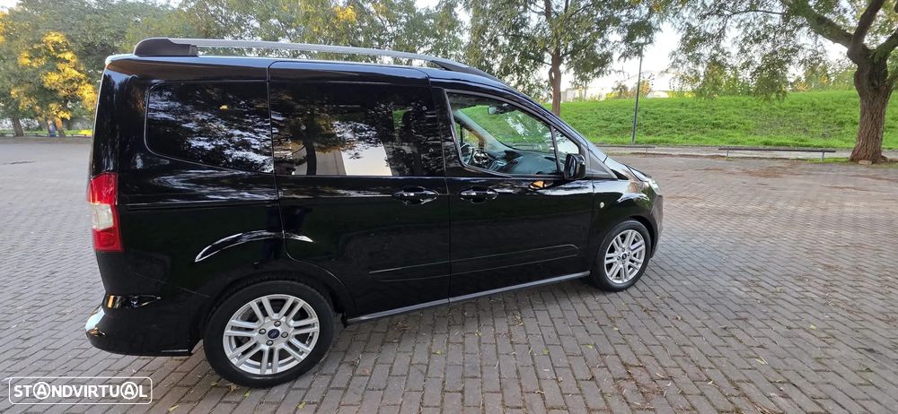 Ford Tourneo Courier 1.5 TDCi Titanium - 5