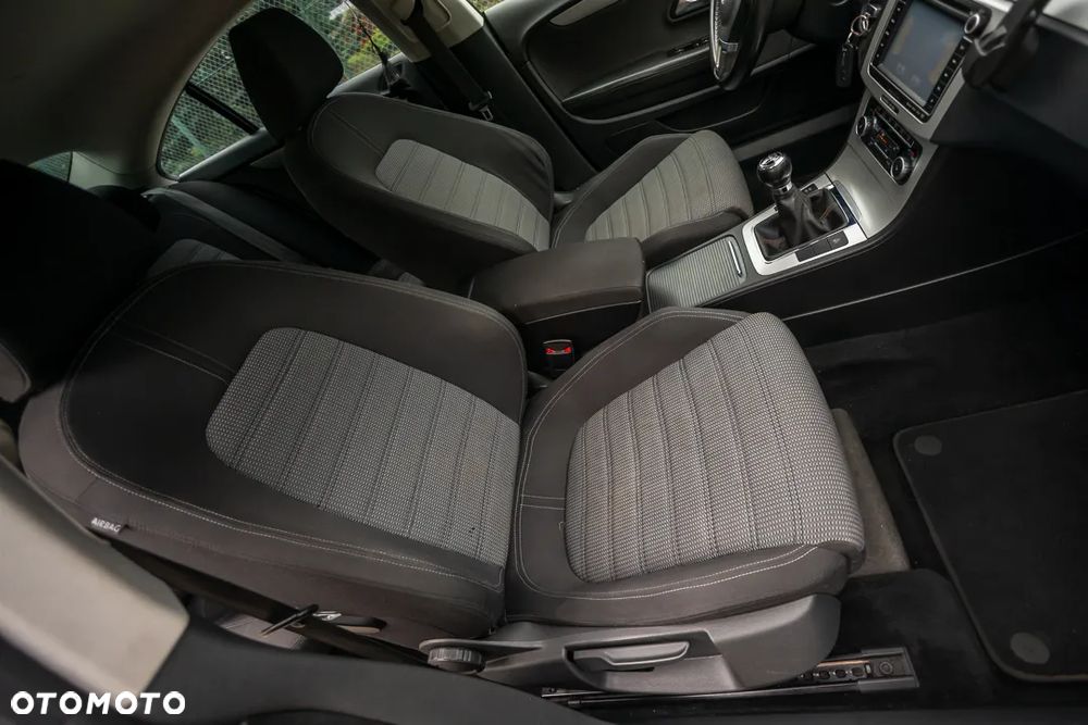 Volkswagen Passat CC 2.0 TDI - 21