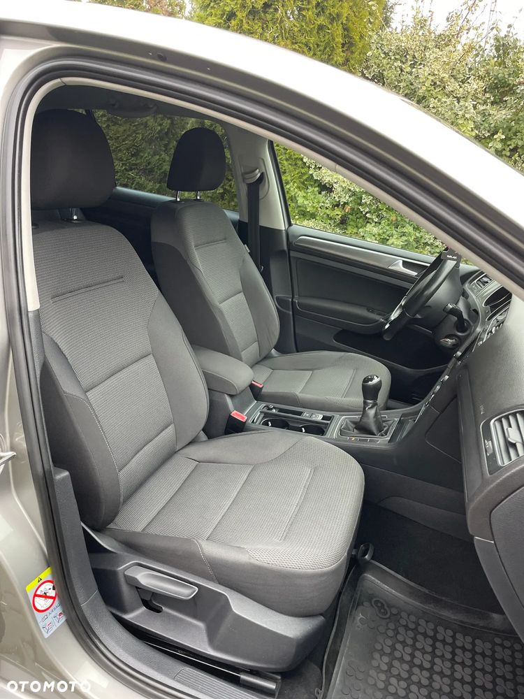 Volkswagen Golf 1.6 TDI BlueMotion Trendline - 24