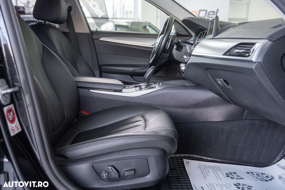 BMW Seria 5 520d xDrive Aut. - 16