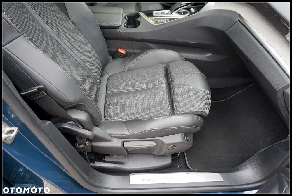 Peugeot 3008 225 e-EAT8 GT Pack - 8