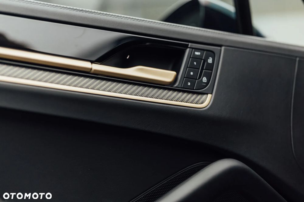 Porsche Cayenne S - 18