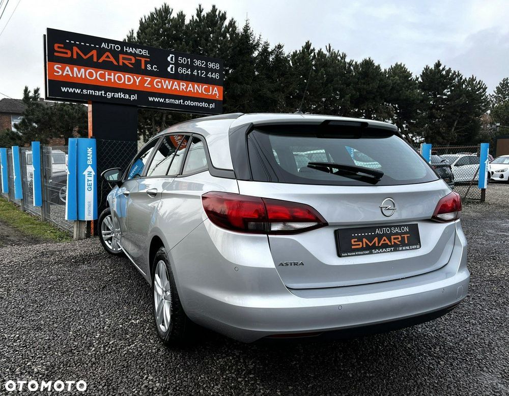Opel Astra - 4