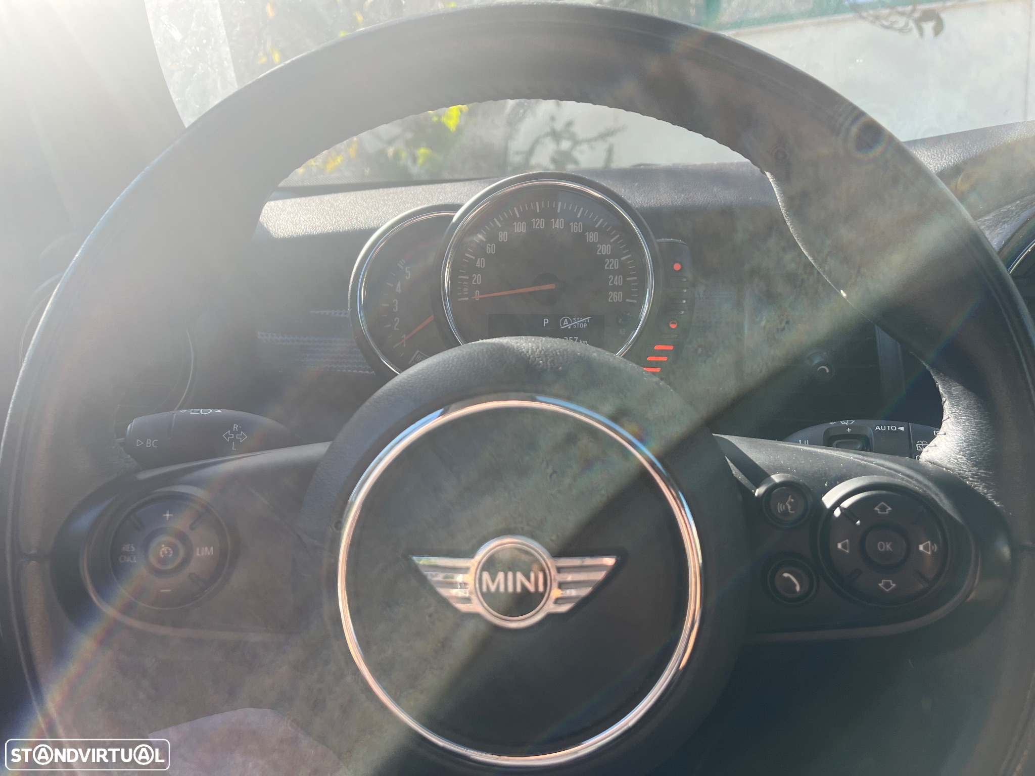 MINI 3 Portas Cooper D Aut. - 13