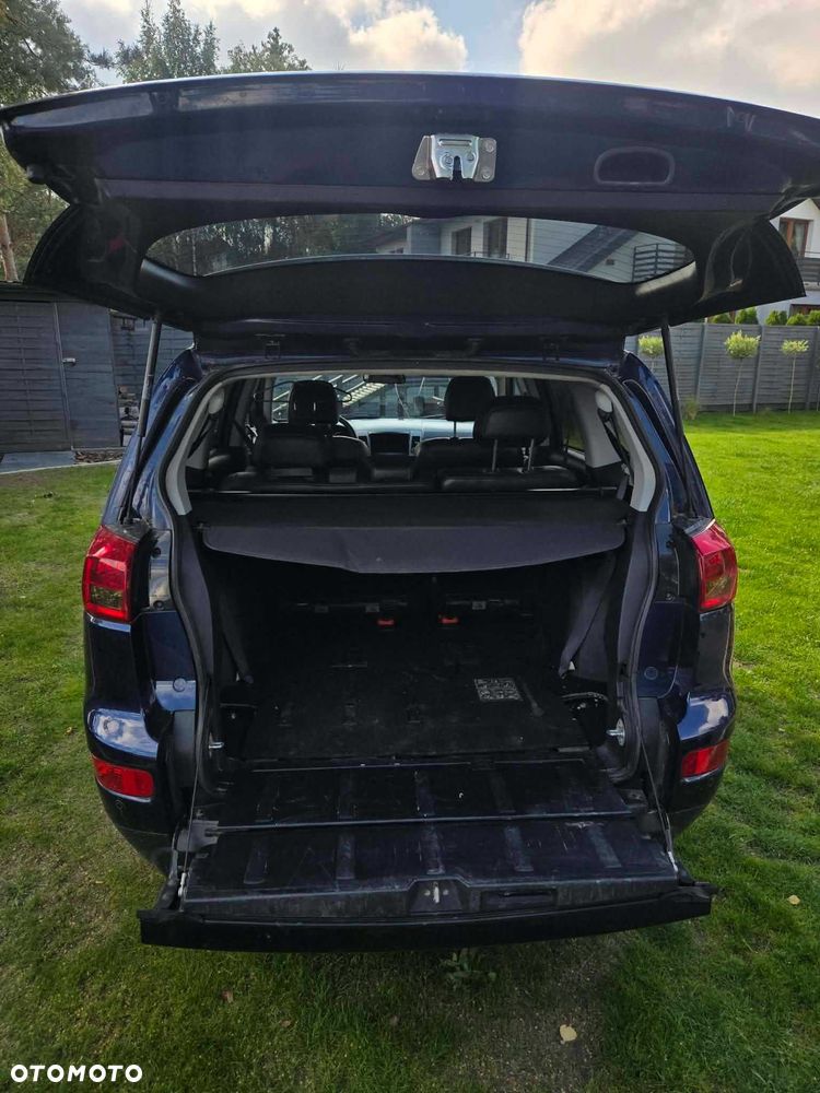 Peugeot 4007 - 6