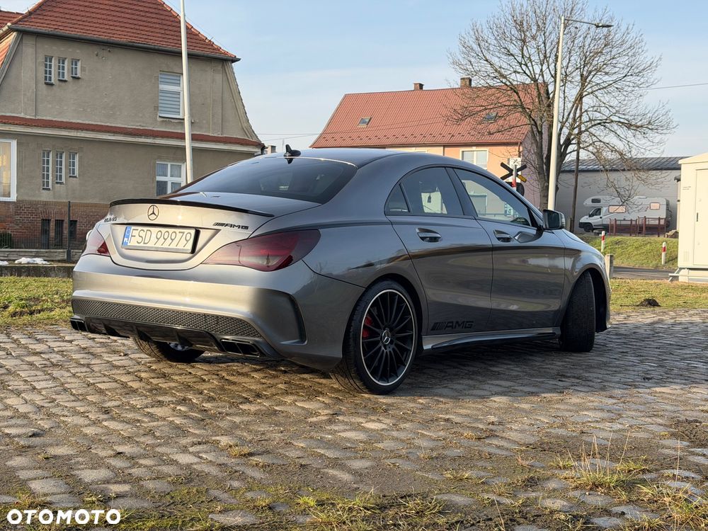 Mercedes-Benz CLA 45 AMG 4Matic 7G-DCT - 4