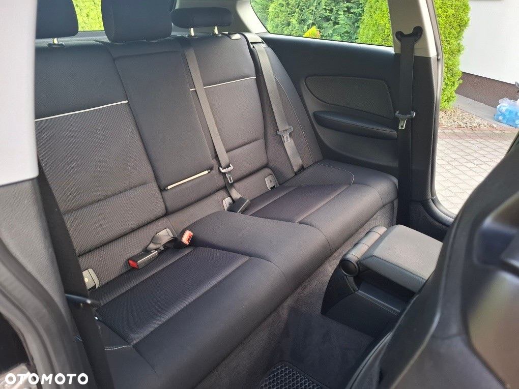 BMW Seria 1 116d - 11