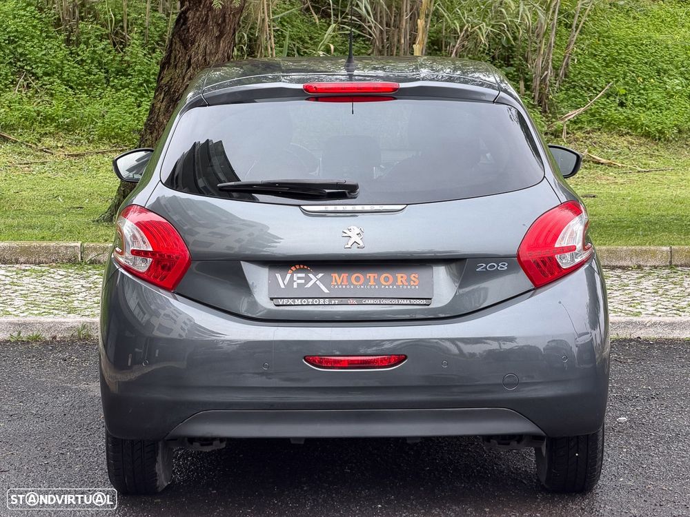 Peugeot 208 1.2 PureTech Active - 11
