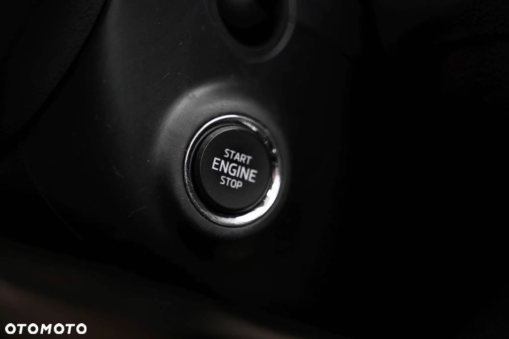 Skoda Superb 2.0 TSI DSG L&K - 26