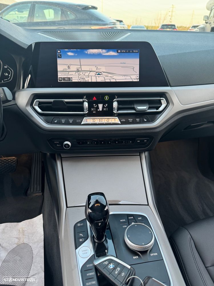 BMW 330 e xDrive Aut. Luxury Line - 8