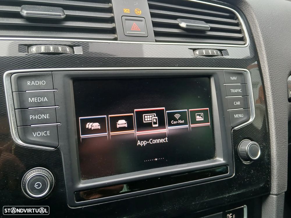 VW Golf 2.0 TDi GTD DSG - 36