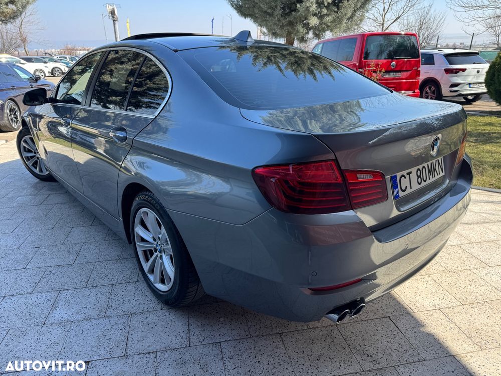 BMW Seria 5 520d Aut. Luxury Line - 17