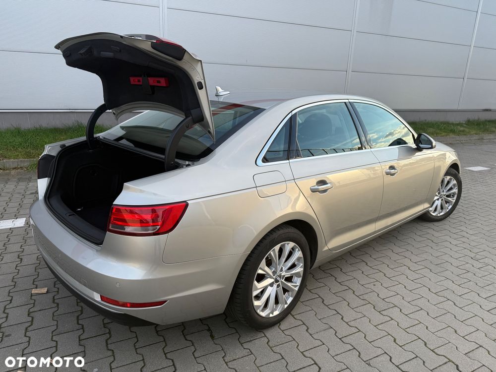 Audi A4 Limousine - 18