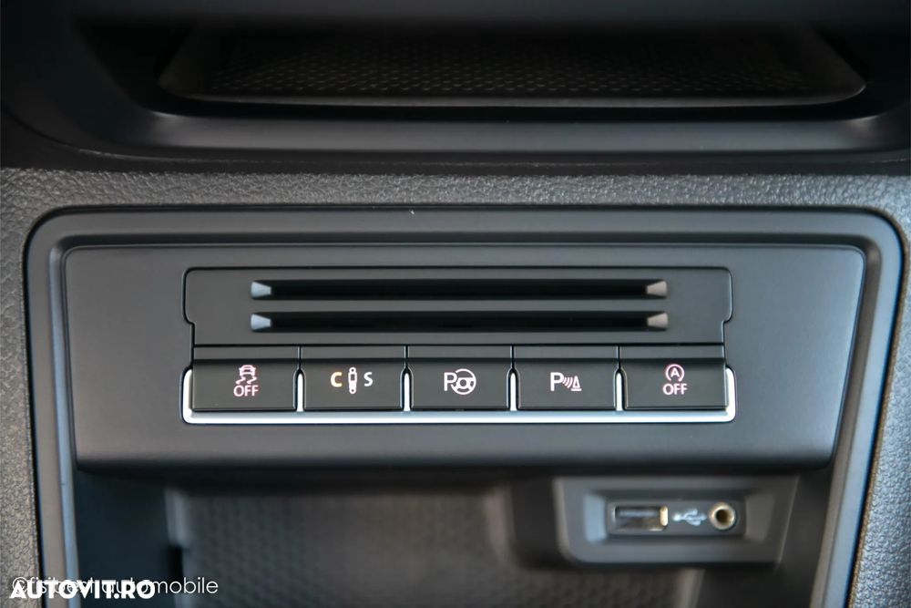 Volkswagen Tiguan - 24