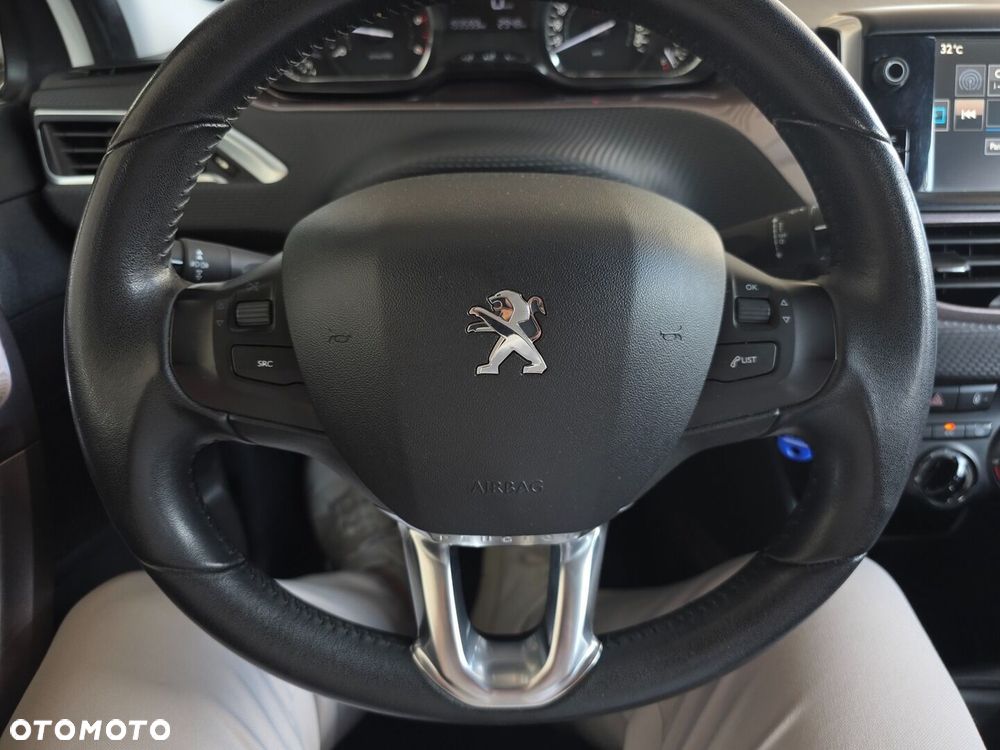 Peugeot 2008 1.6 e-HDi Active S&S - 11