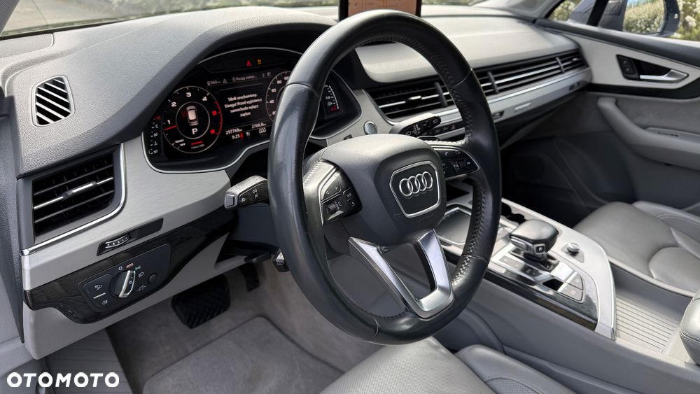 Audi Q7 - 2