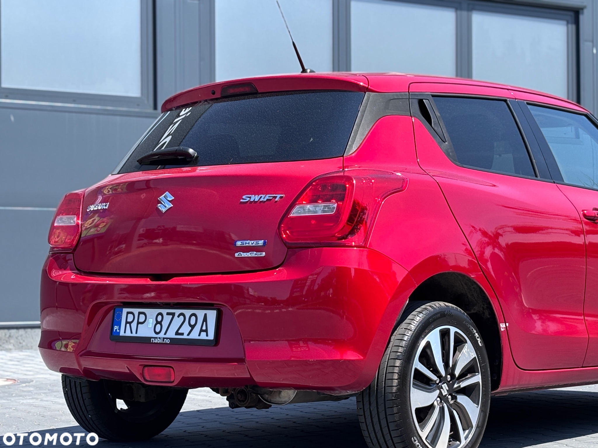 Suzuki Swift 1.2 Premium - 13