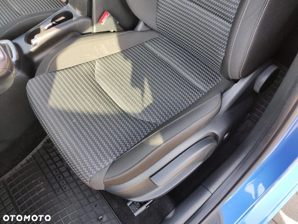 Kia Ceed 1.5 T-GDI M - 13