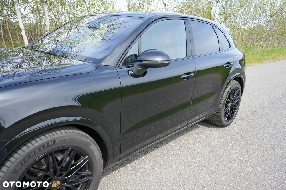 Porsche Cayenne Standard - 8