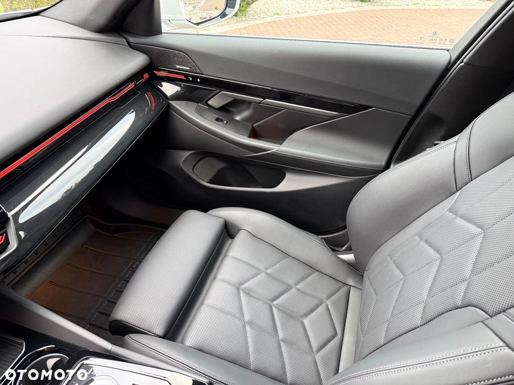 BMW Seria 5 530i xDrive - 20