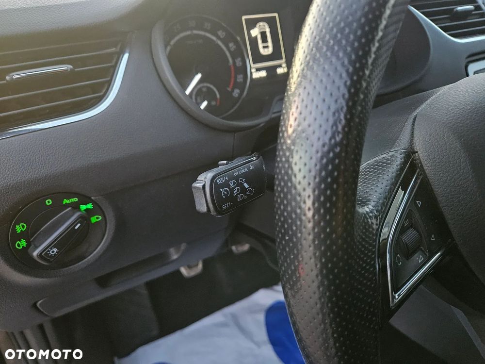 Skoda Octavia 2.0 TDI RS - 17