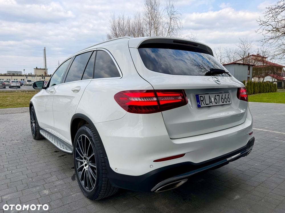 Mercedes-Benz GLC 250 4Matic 9G-TRONIC AMG Line - 4