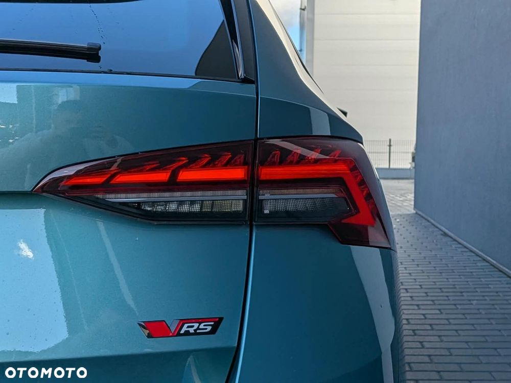 Skoda Octavia 2.0 TSI RS DSG - 17