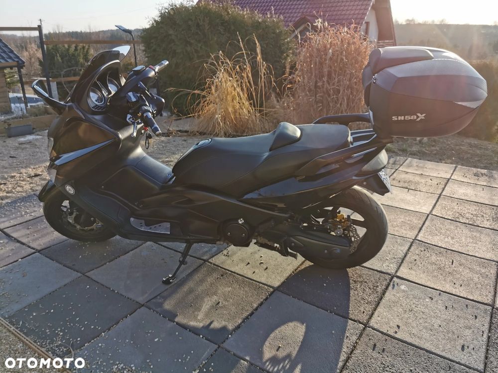 Yamaha Tmax - 23