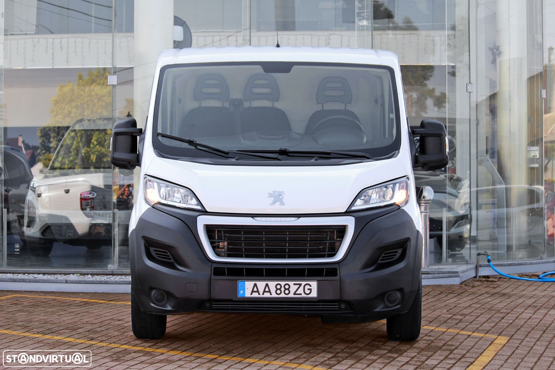 Peugeot Boxer 2.2 BlueHDi 330 L1H1 Premium - 3