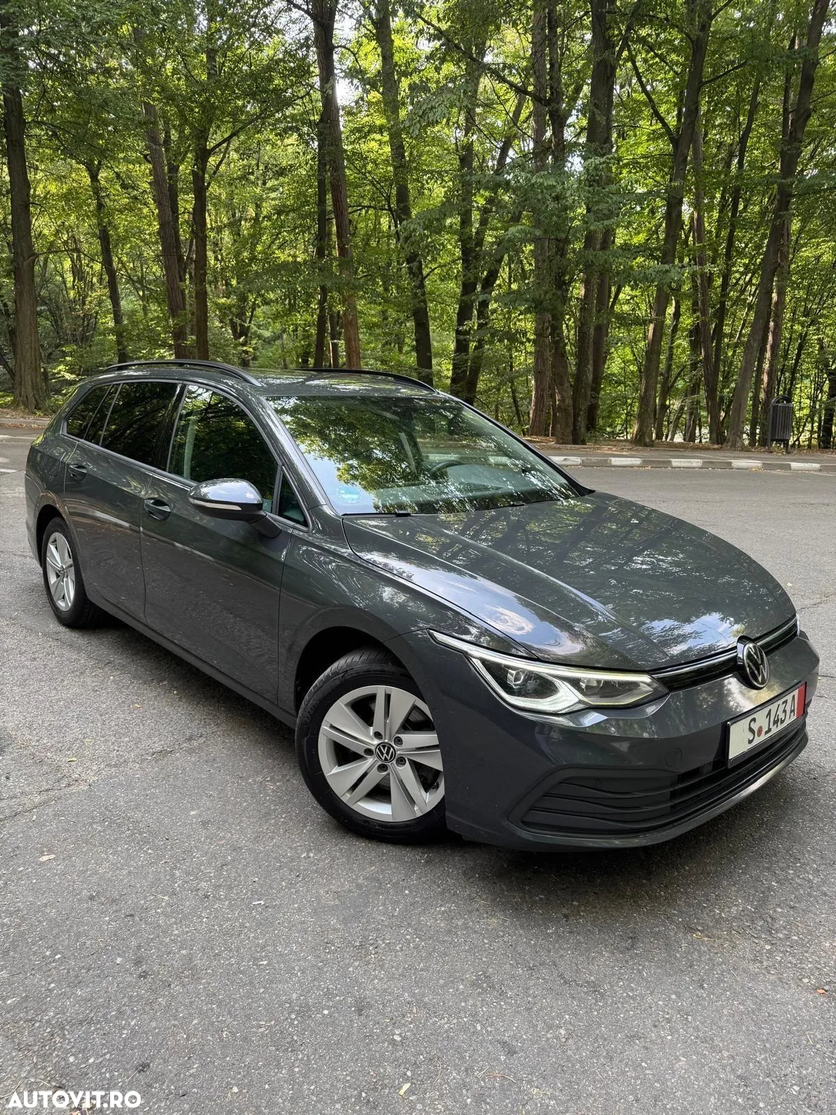 Volkswagen Golf Variant 2.0 TDI SCR Life - 8