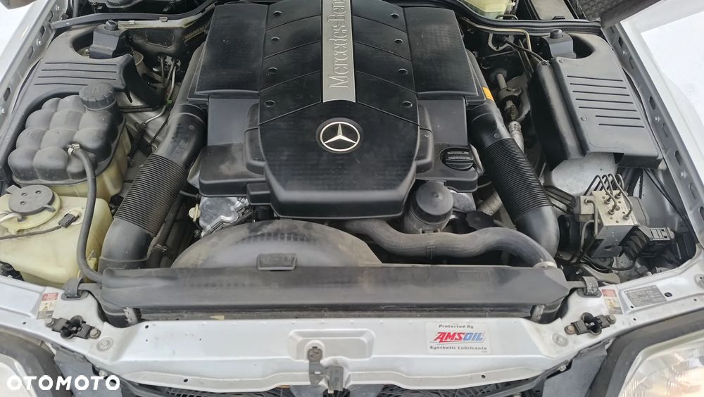 Mercedes-Benz SL - 16