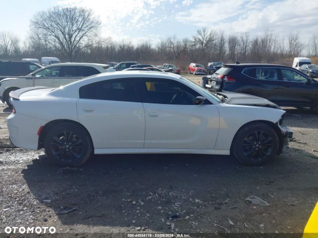 Dodge Charger - 9