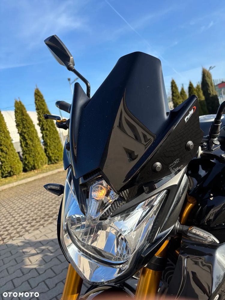 Yamaha FZ8 - 10