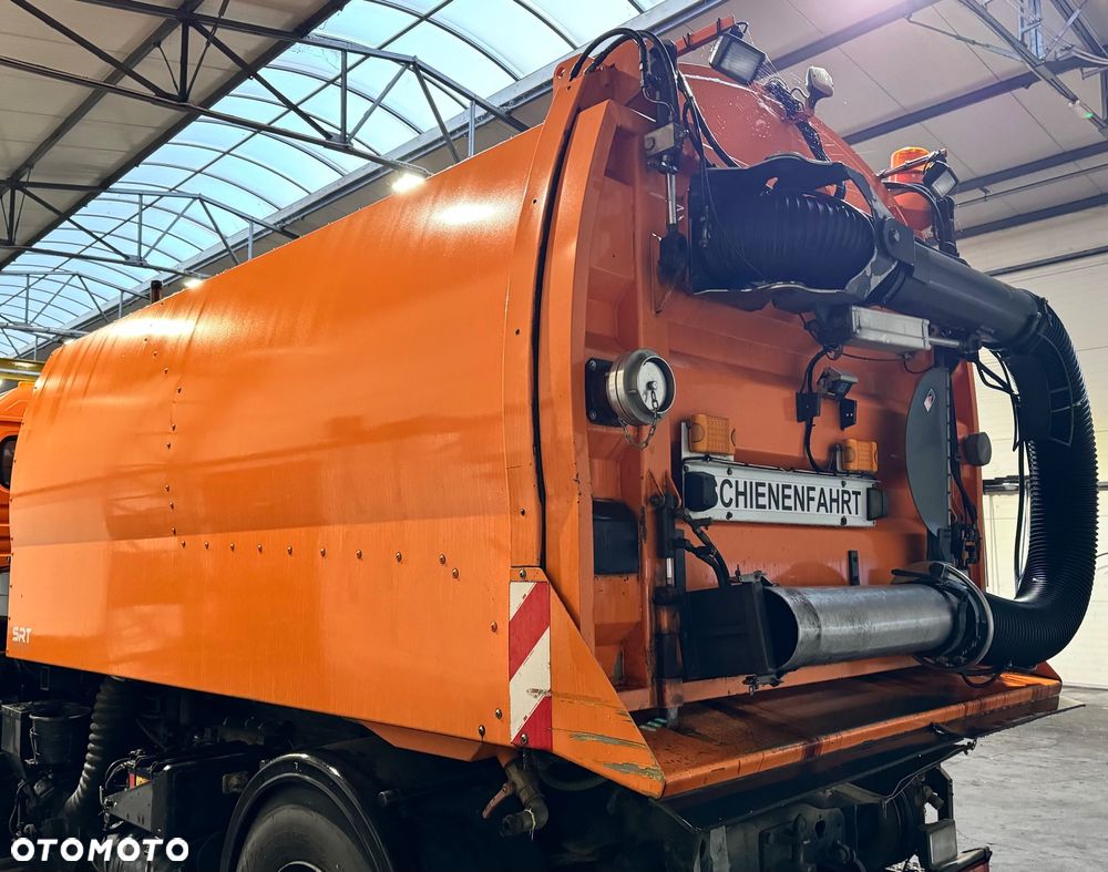 Zabudowa Schorling, odkurzacz Karcher, silnik Diesel, 2009r., z Niemiec - 3