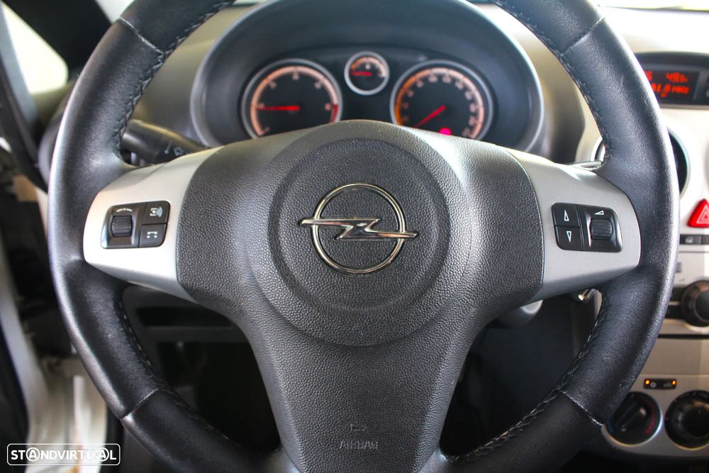 Opel Corsa 1.3 CDTI Enjoy EcoFLEX - 23