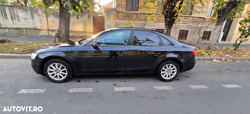 Audi A4 2.0 TDI DPF multitronic Attraction - 3