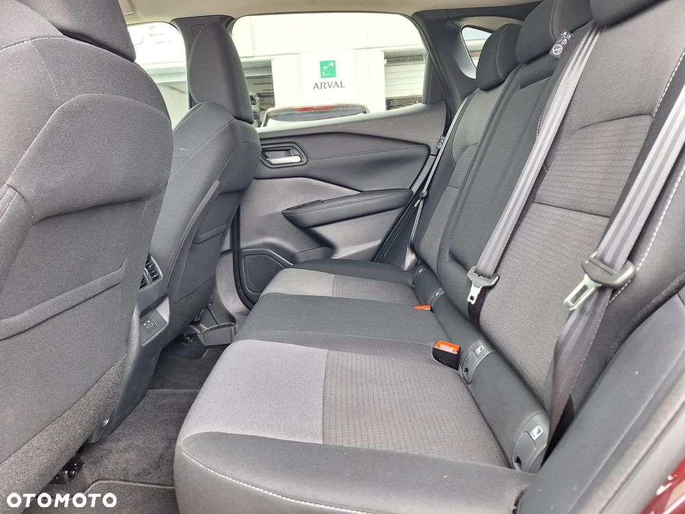 Nissan Qashqai 1.3 DIG-T mHEV N-Connecta Xtronic - 8