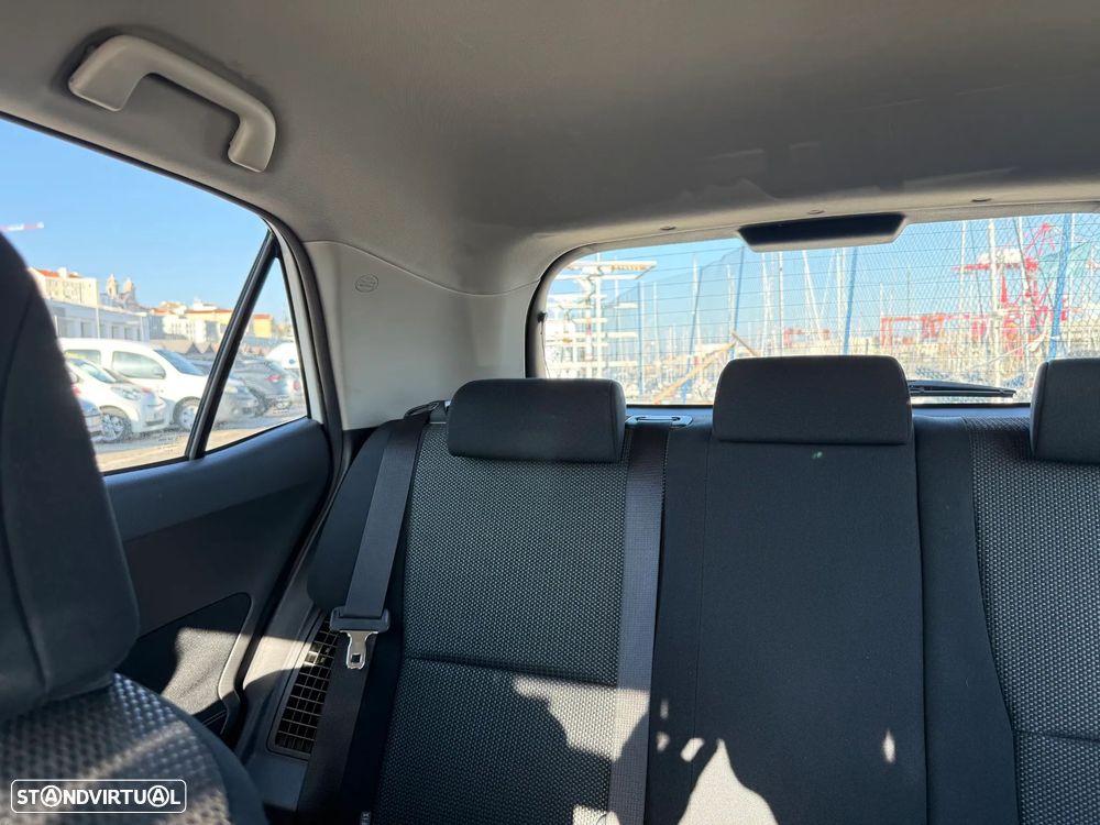 Toyota Auris 1.8 HSD - 9