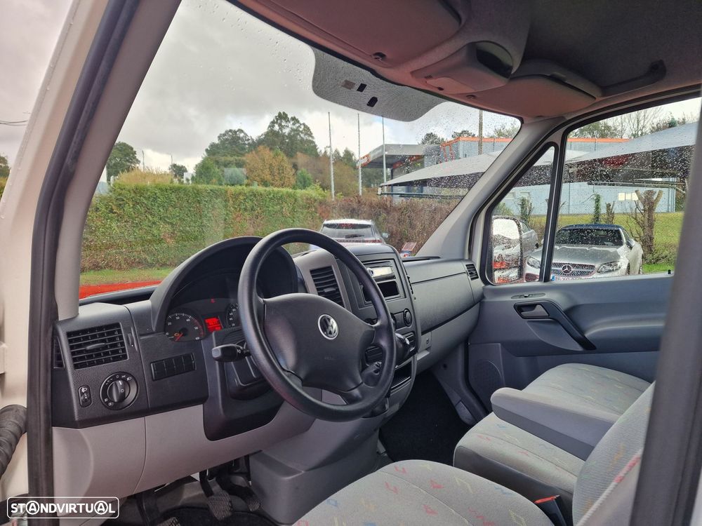 VW Crafter 35 2.5 TDi 136 Média - 9