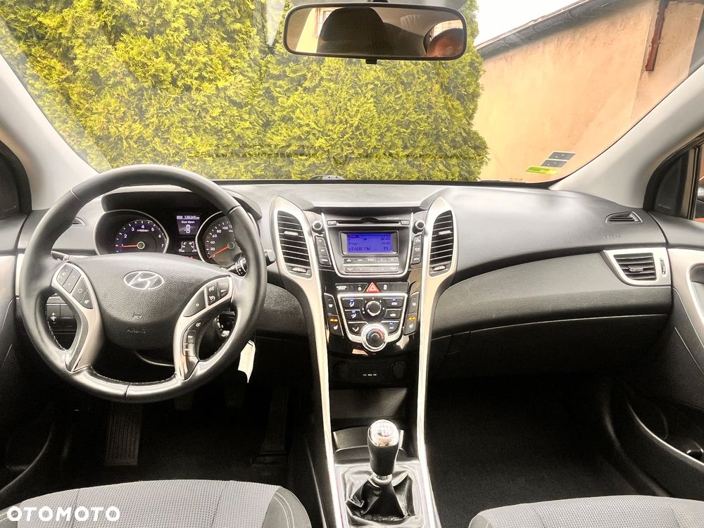 Hyundai i30 1.6 Comfort - 15
