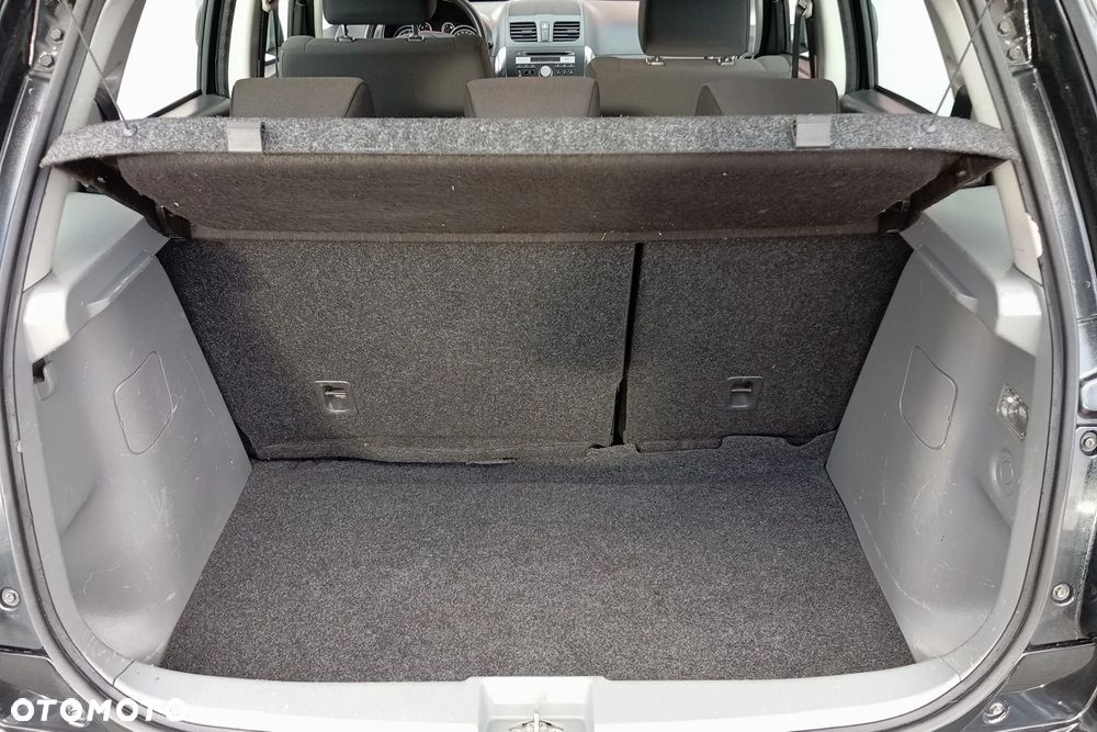 Suzuki SX4 1.6 Comfort 4WD - 31