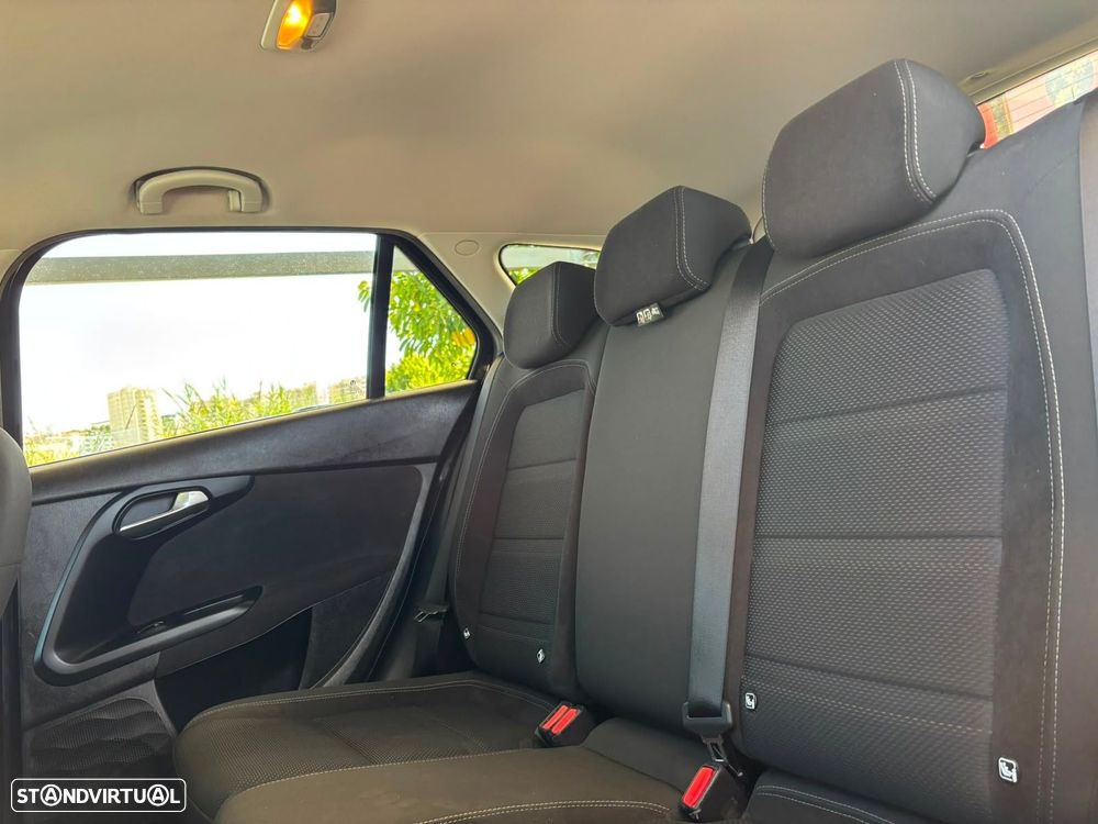 Fiat Tipo Station Wagon 1.3 M-Jet Lounge - 35