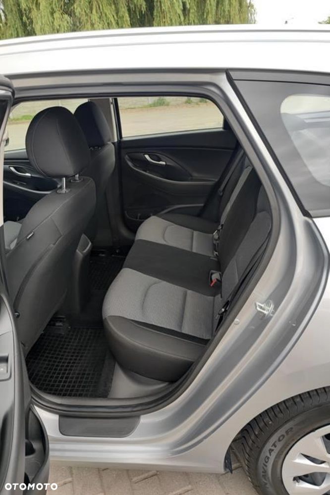 Hyundai i30 1.0 T-GDI Classic + DCT - 3